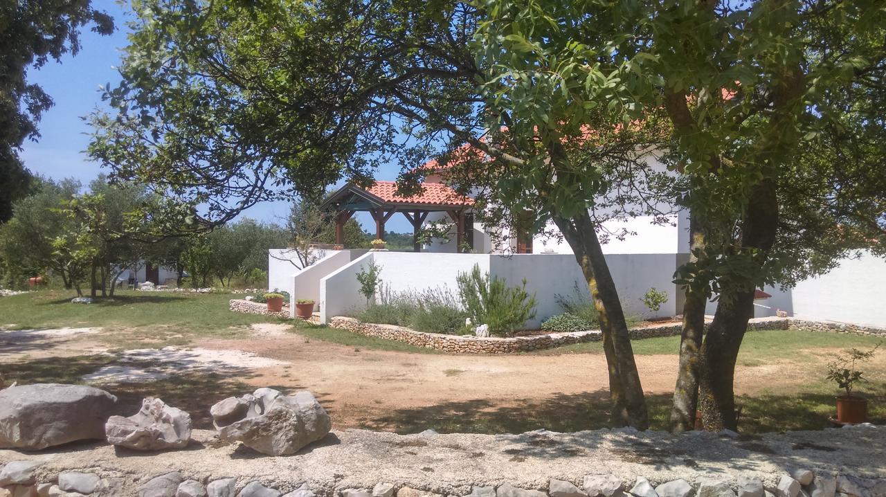 House Soni - 800 M From The Sea Villa Ровин Екстериор снимка
